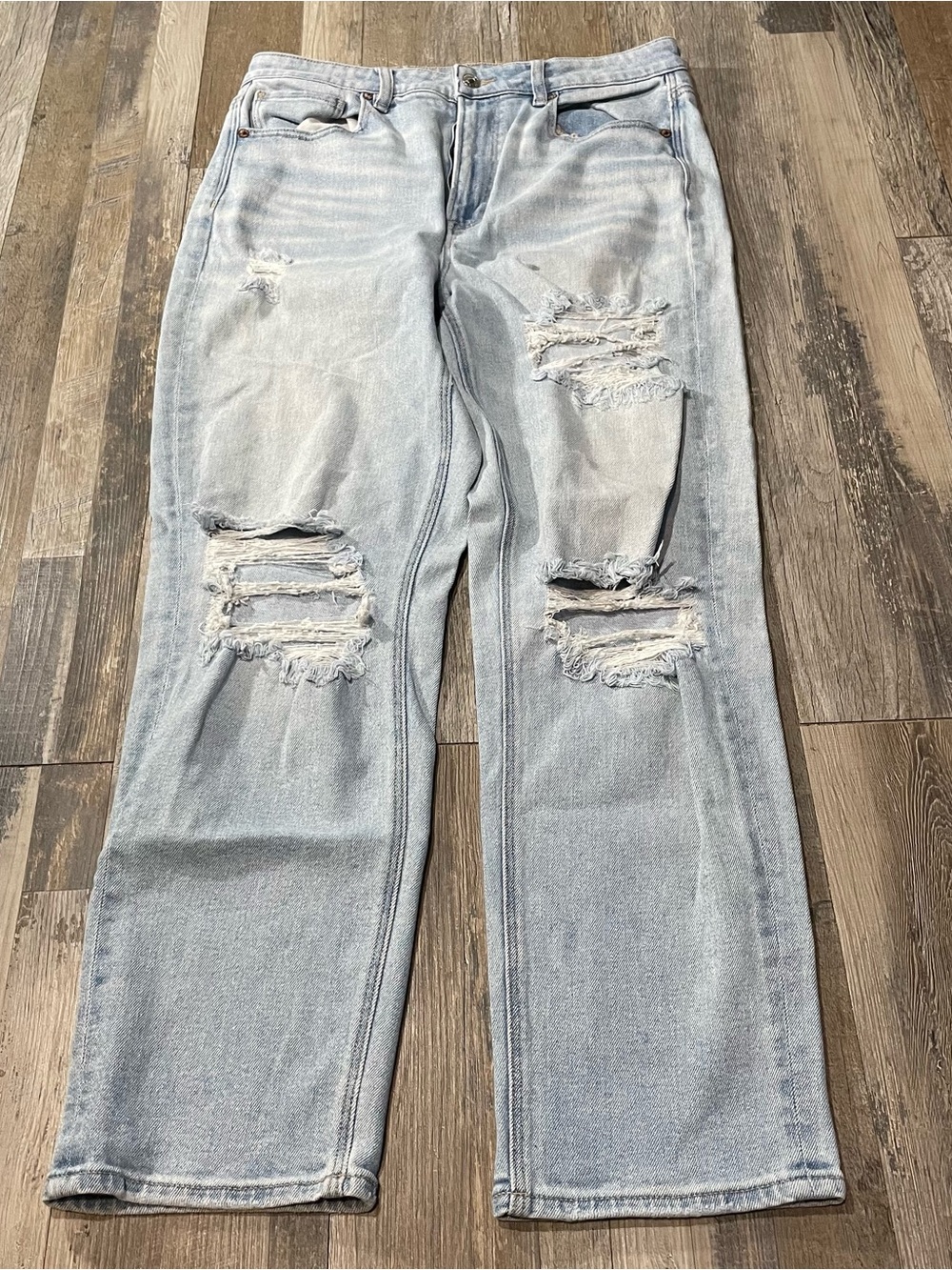 American Eagle Outfitters Women's Stretch Straight Mom Jeans 12 Distressed